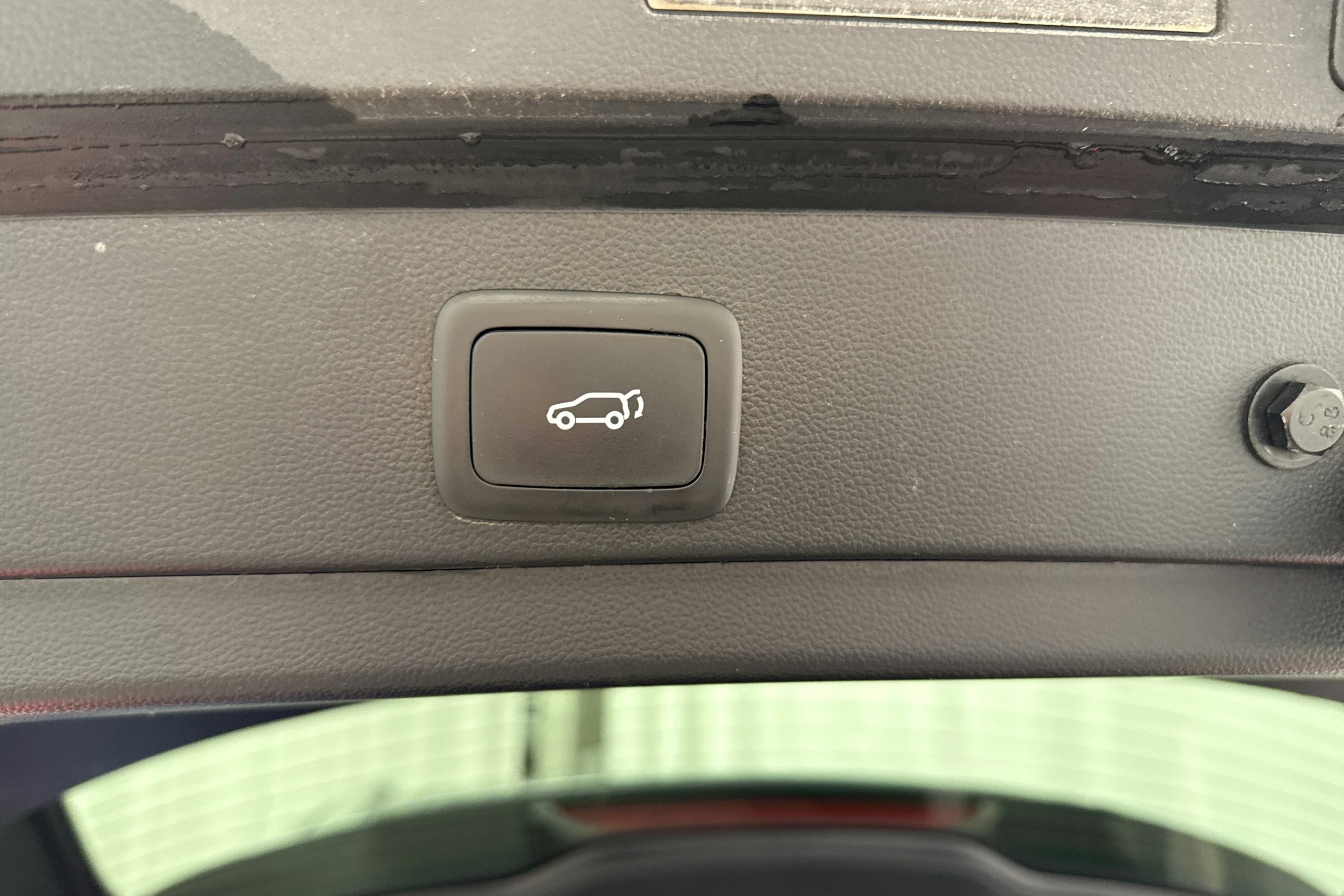 harmaa MG Marvel R 2023 kuva 29.