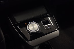 valkoinen MG MG4 2023 kuva 21.