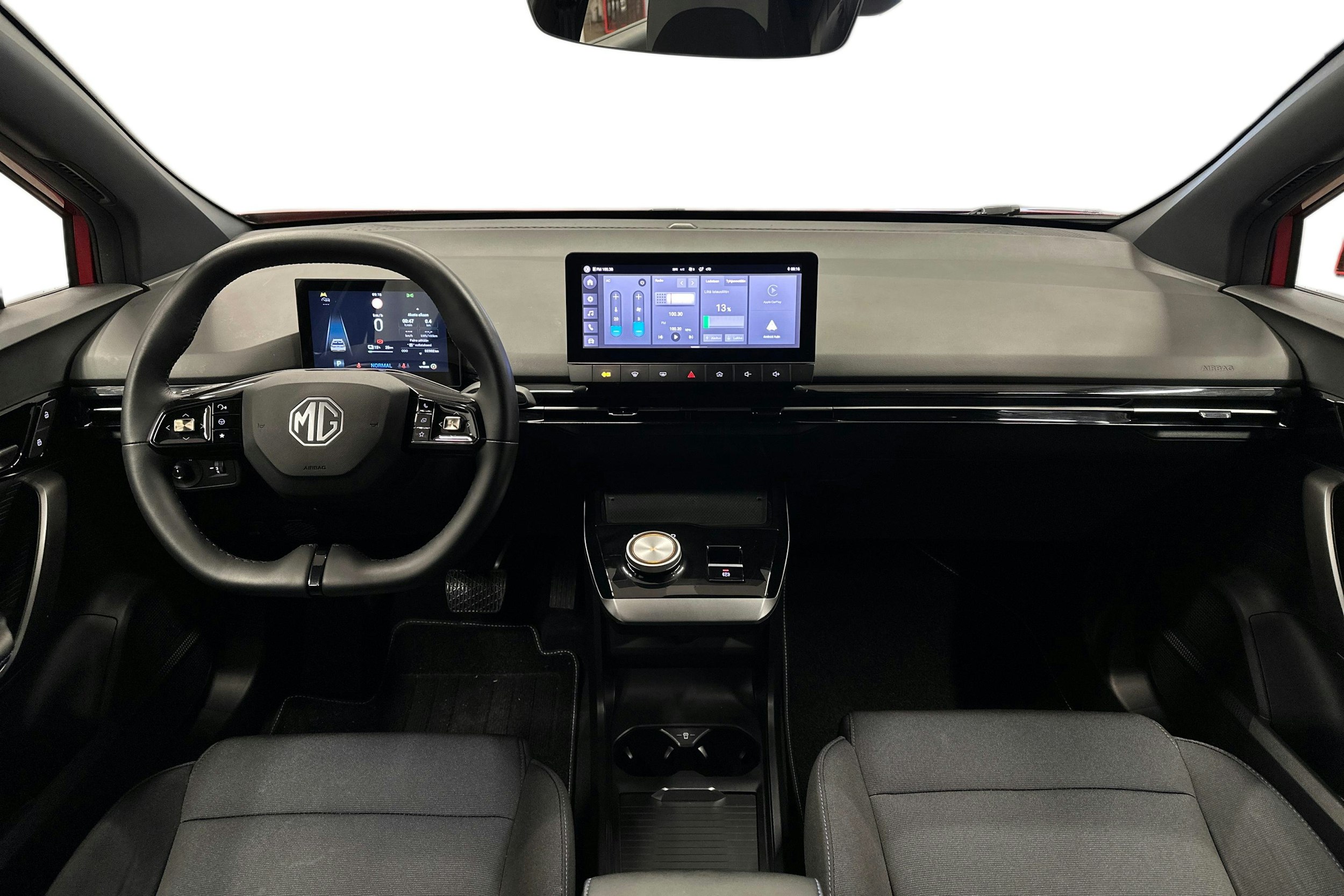 punainen MG MG4 2023 kuva 9.