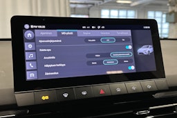 punainen MG MG4 2023 kuva 21.