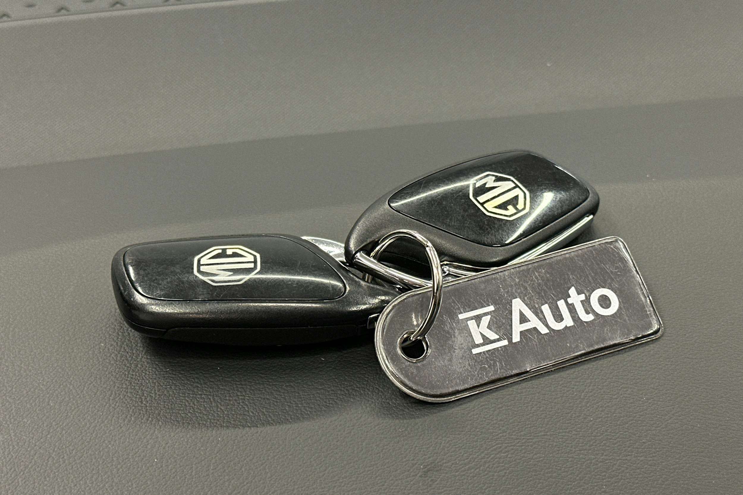 punainen MG MG4 2023 kuva 26.