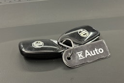 punainen MG MG4 2023 kuva 26.