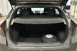 harmaa MG MG4 2023 kuva 11.