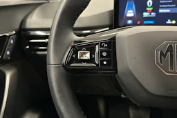 harmaa MG MG4 2023 kuva 14.