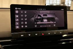 harmaa MG MG4 2023 kuva 24.