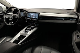 valkoinen MG MG5 2022 kuva 7.