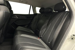 valkoinen MG MG5 2022 kuva 8.