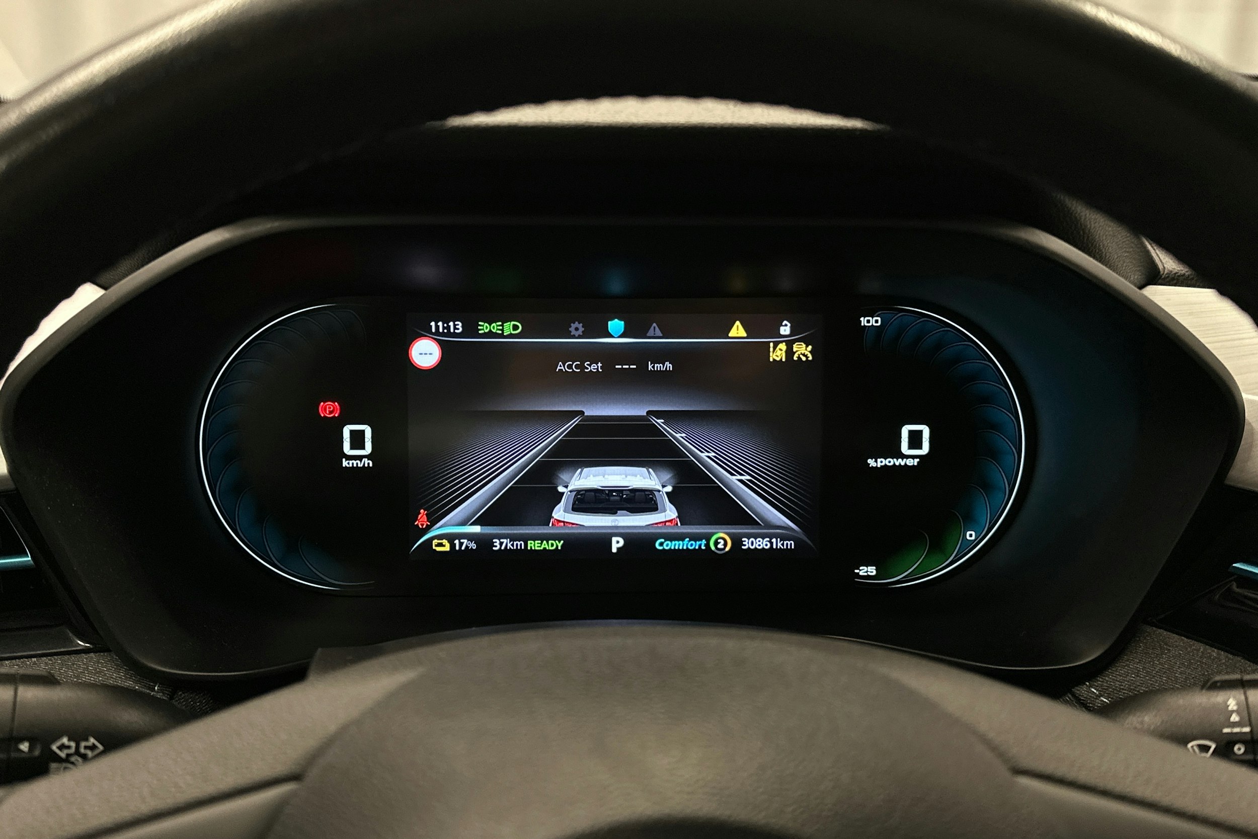 valkoinen MG MG5 2022 kuva 17.