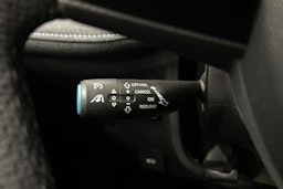 valkoinen MG MG5 2022 kuva 18.