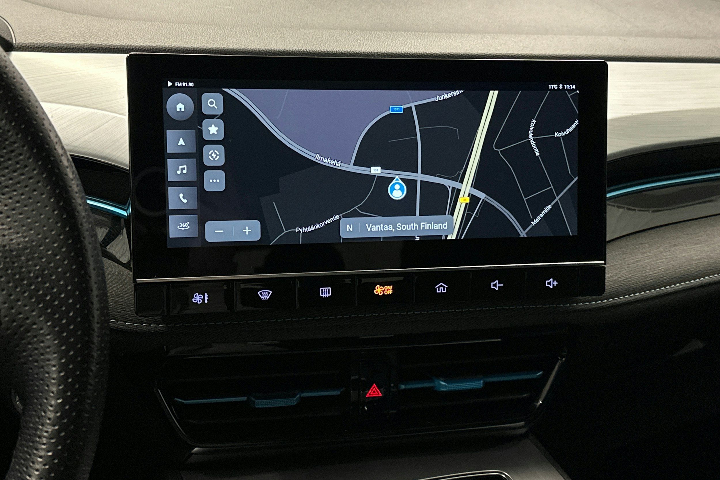 valkoinen MG MG5 2022 kuva 19.