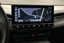 valkoinen MG MG5 2022 kuva 19.