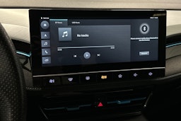 valkoinen MG MG5 2022 kuva 24.