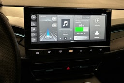 valkoinen MG MG5 2022 kuva 21.