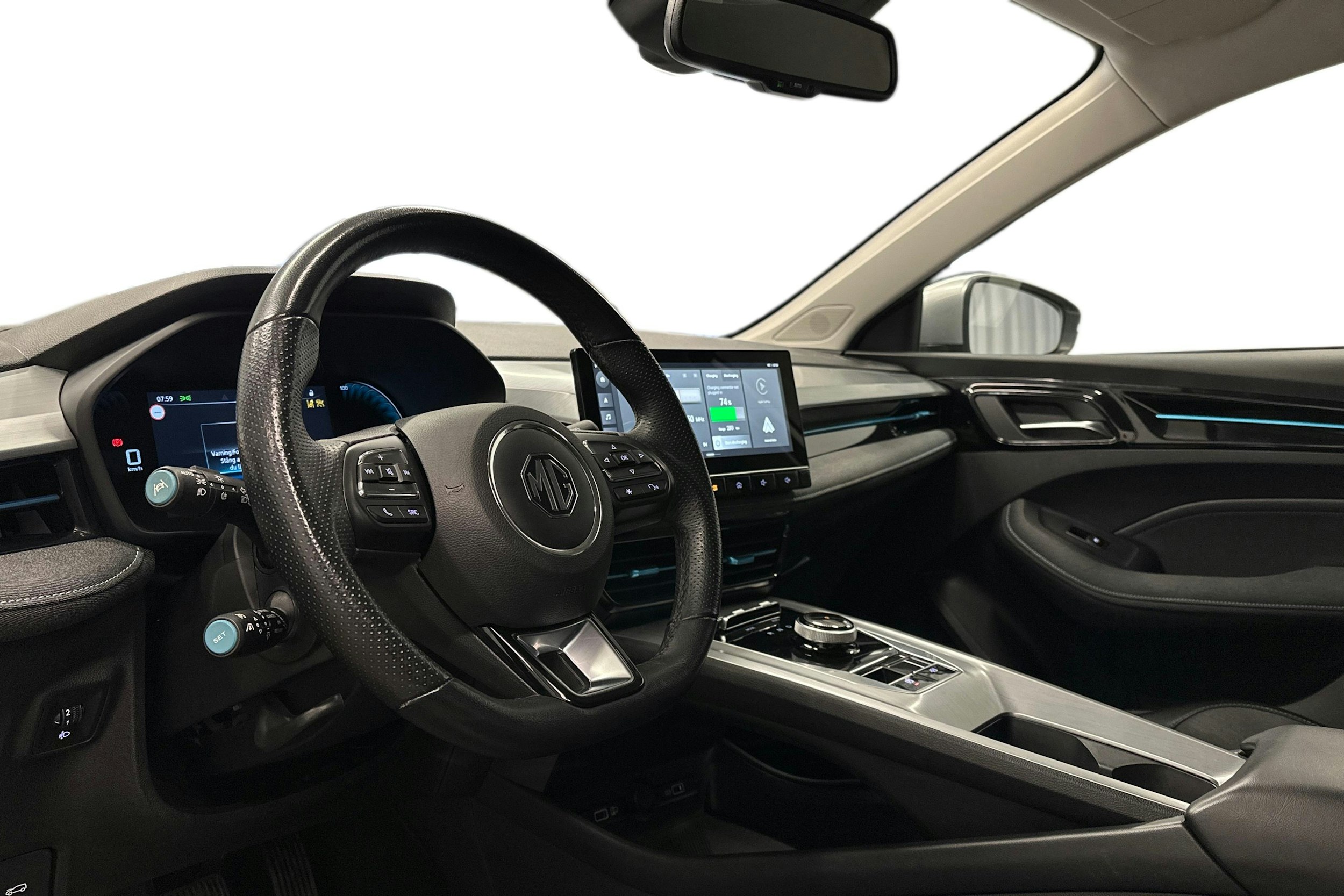 harmaa MG MG5 2022 kuva 7.