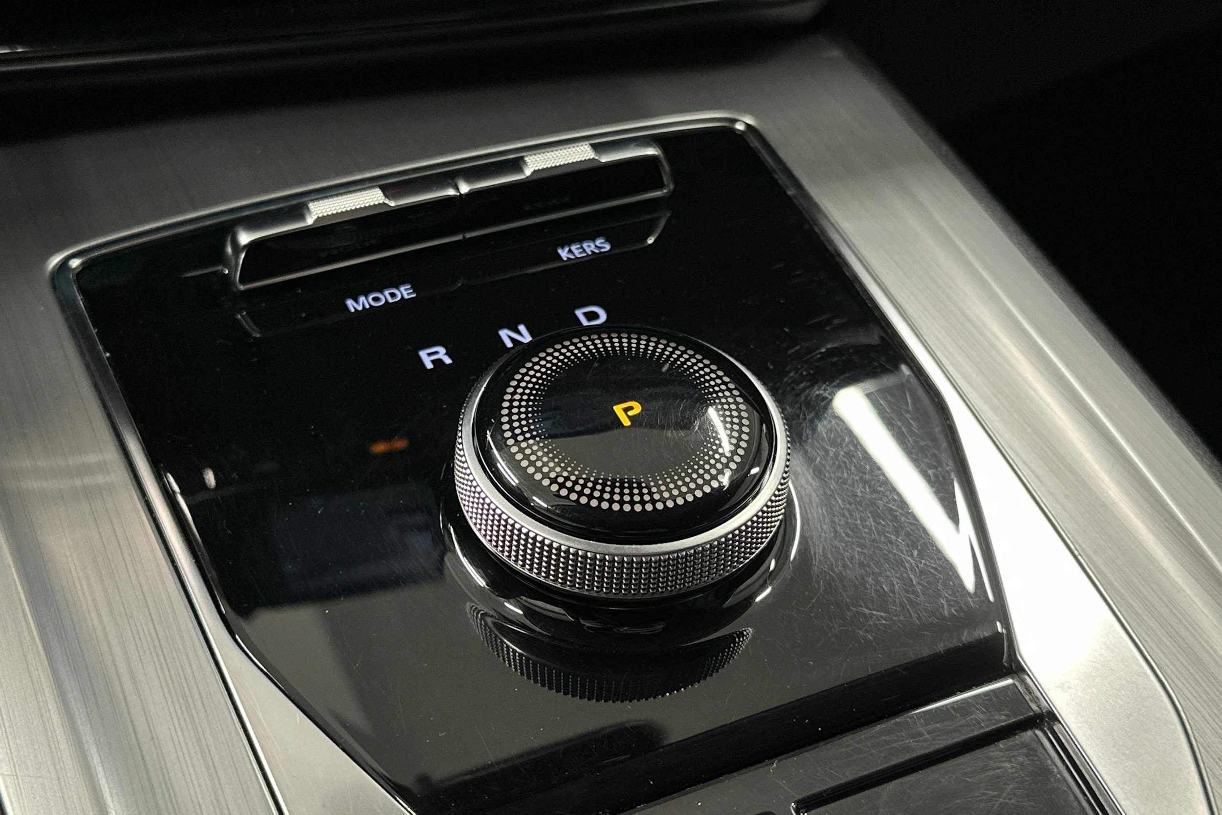 harmaa MG MG5 2022 kuva 26.