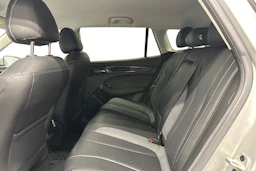 harmaa MG MG5 2022 kuva 8.