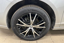 harmaa MG MG5 2022 kuva 10.