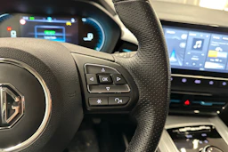 harmaa MG MG5 2022 kuva 12.