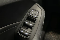 harmaa MG MG5 2022 kuva 14.