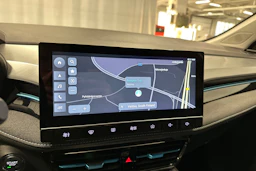 harmaa MG MG5 2022 kuva 18.