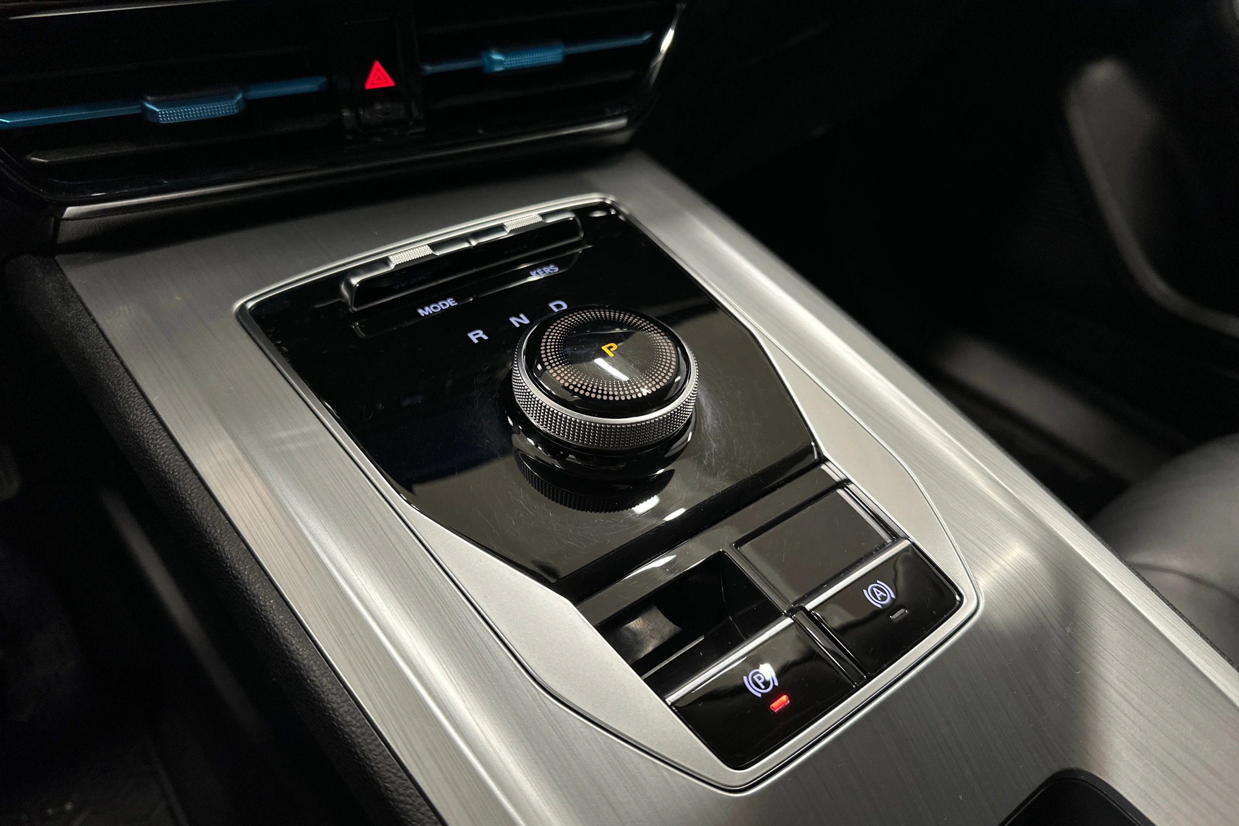 harmaa MG MG5 2022 kuva 21.