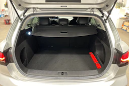 harmaa MG MG5 2022 kuva 24.