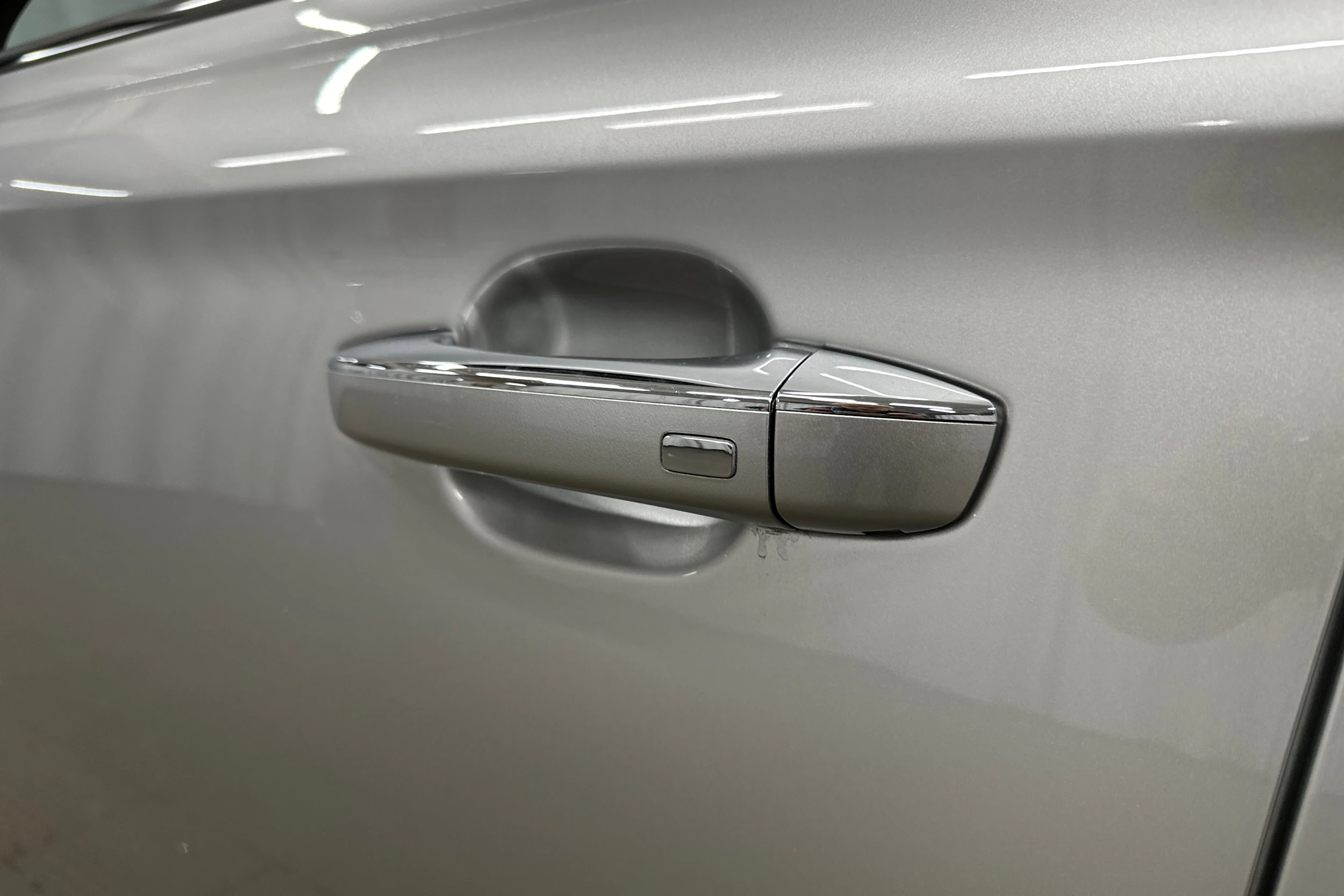 harmaa MG MG5 2022 kuva 25.