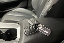 harmaa MG MG5 2022 kuva 26.