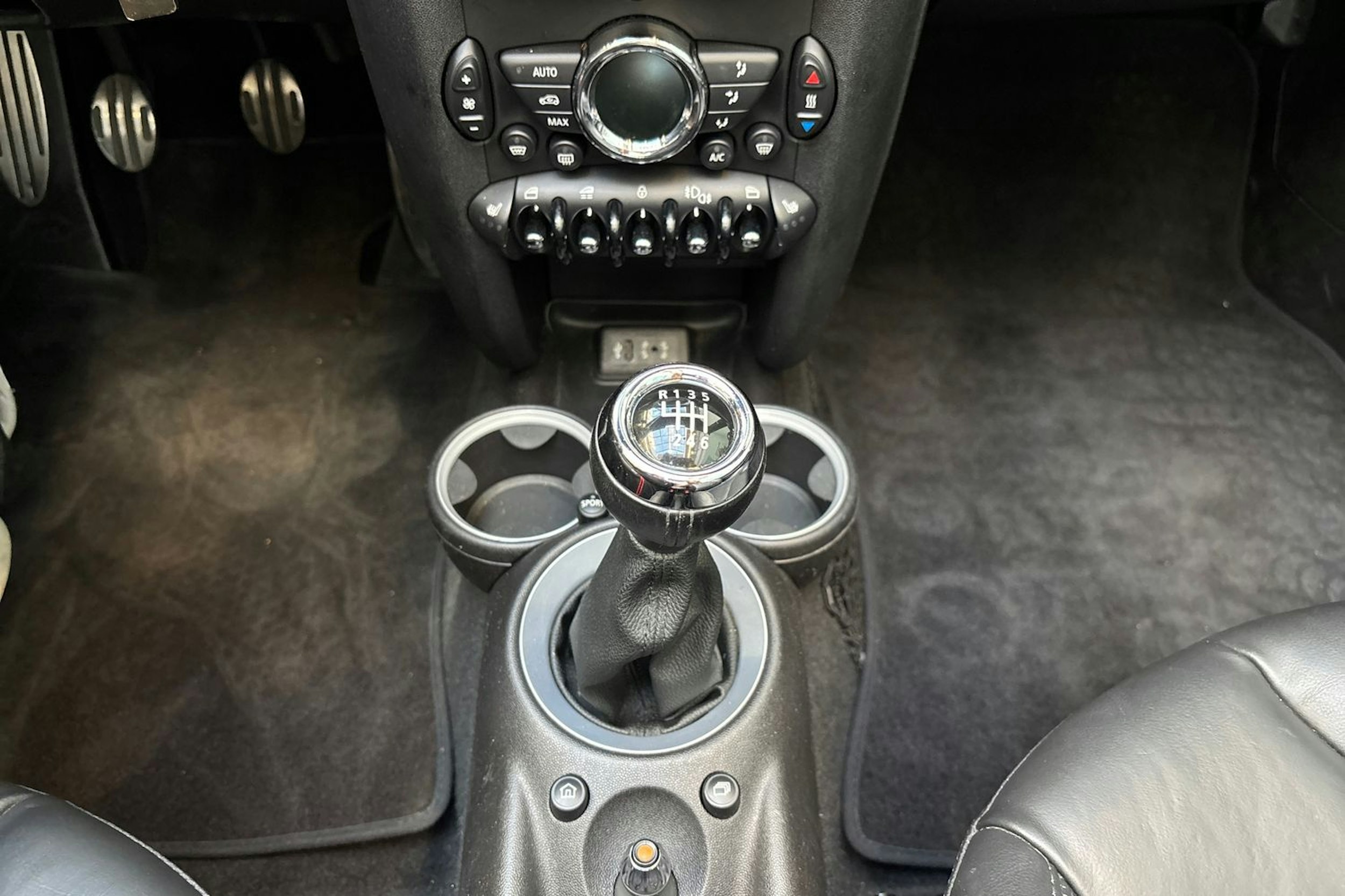 harmaa Mini Cabrio 2014 kuva 28.