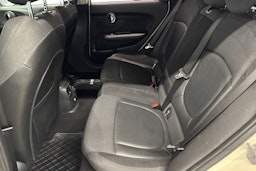 valkoinen Mini Clubman 2016 kuva 10.