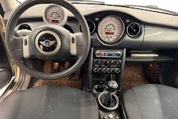 valkoinen Mini Cooper 2005 kuva 9.