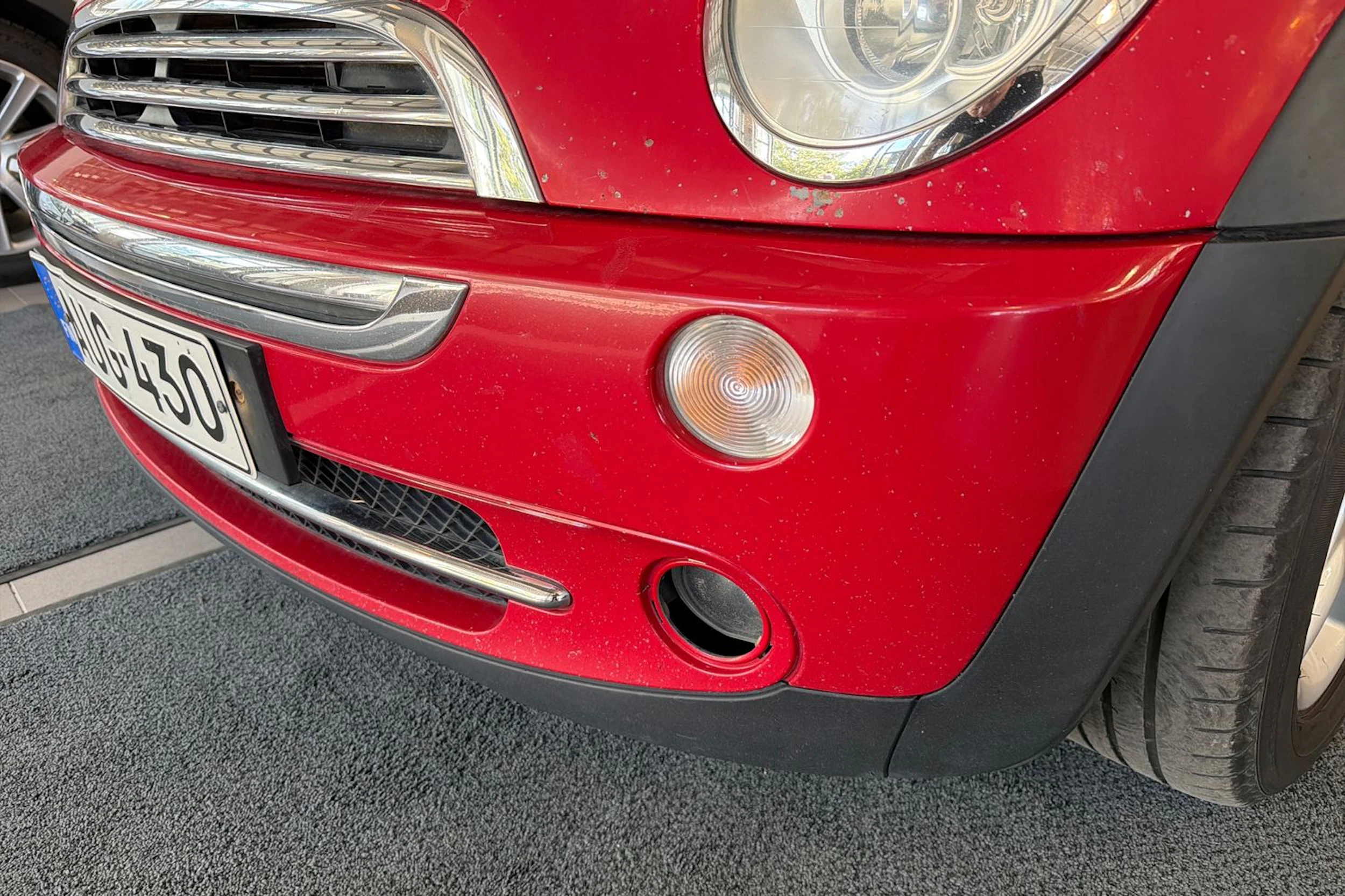 Punainen Mini Cooper 2006 kuva 19.