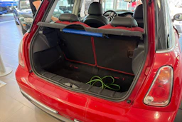 Punainen Mini Cooper 2006 kuva 22.