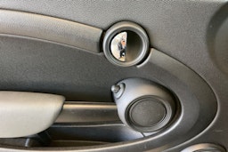 Musta Mini Cooper 2009 kuva 18.