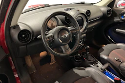 punainen Mini Cooper 2013 kuva 3.