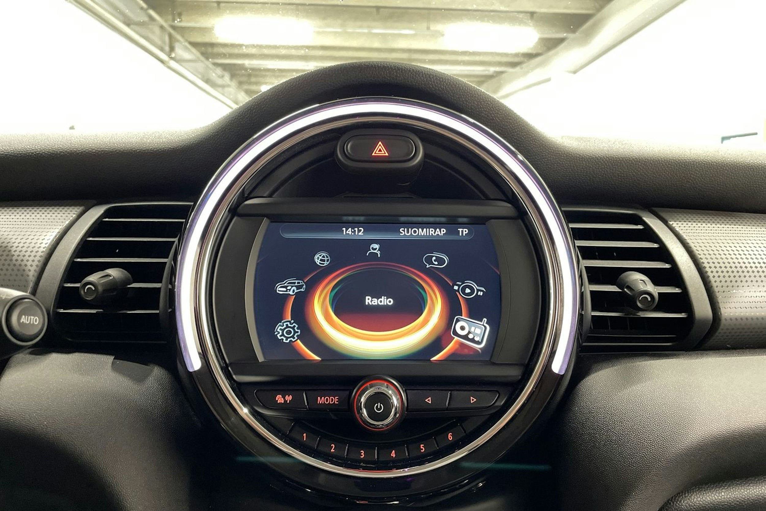 harmaa Mini Cooper 2019 kuva 17.