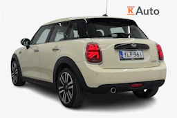 valkoinen Mini Cooper 2020 kuva 3.