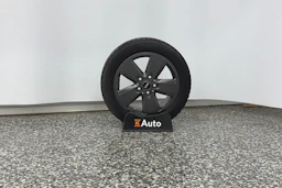 valkoinen Mini Cooper 2020 kuva 13.