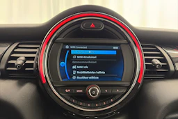 valkoinen Mini Cooper 2020 kuva 21.