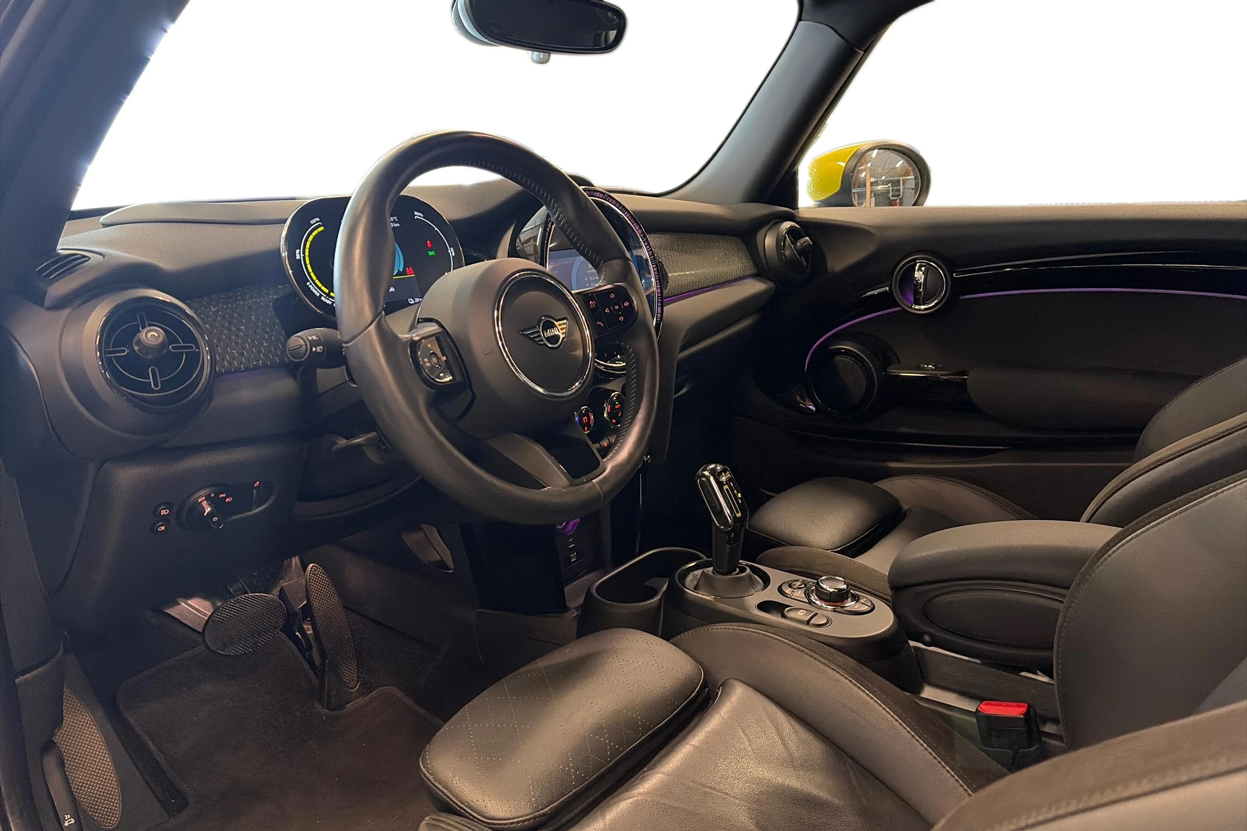harmaa Mini Cooper 2021 kuva 3.