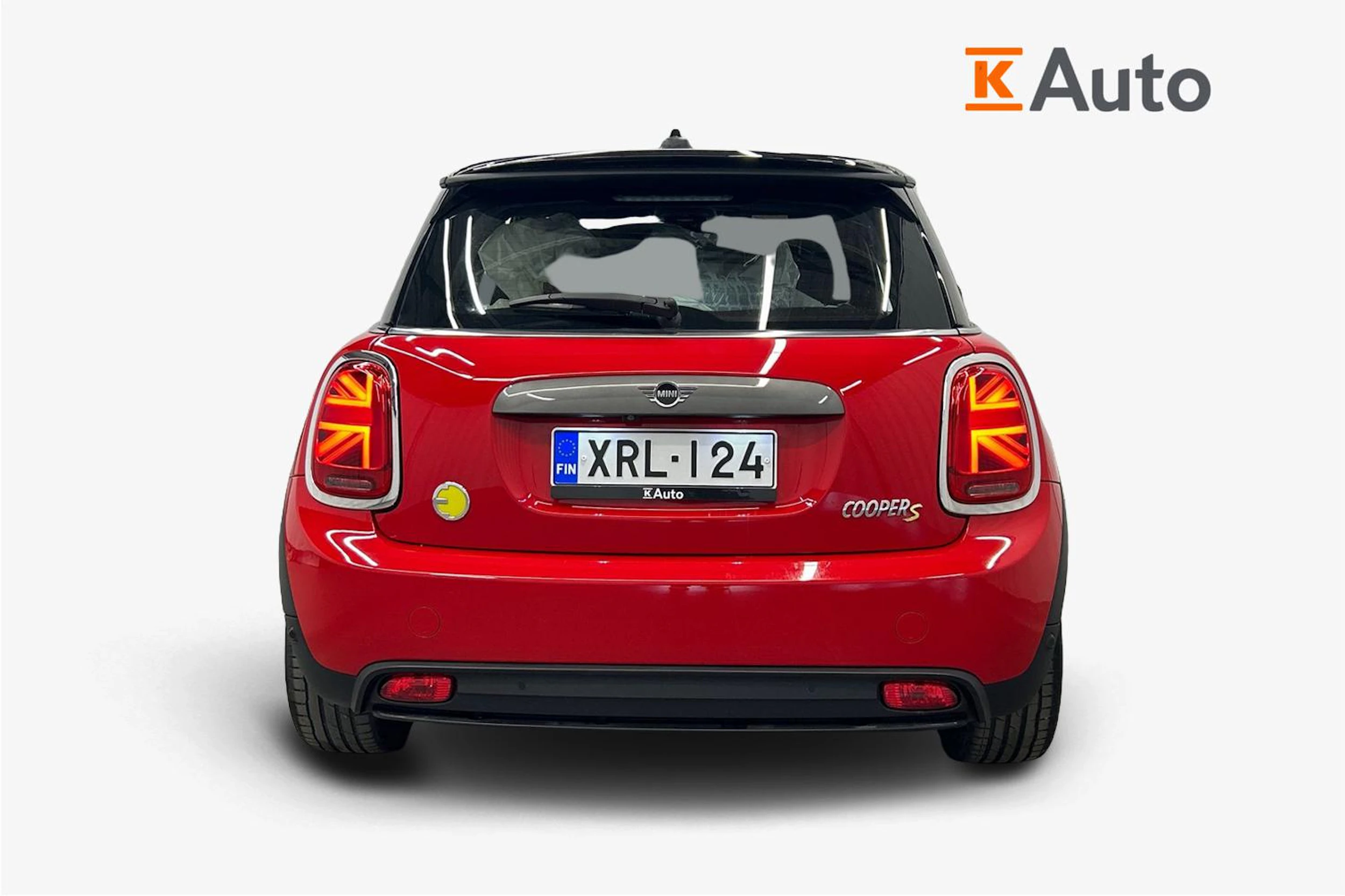 punainen Mini Cooper SE 2021 kuva 4.