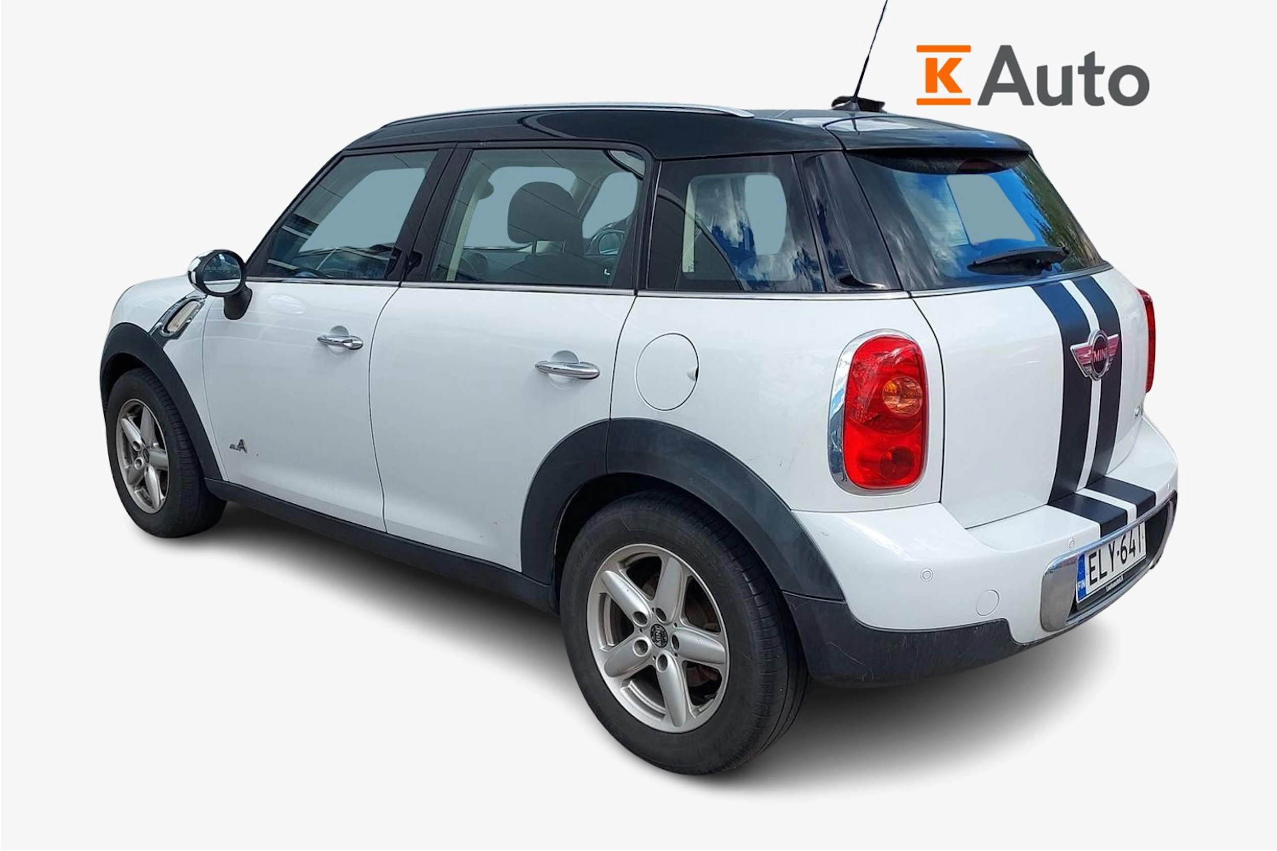 valkoinen Mini Cooper D 2011 kuva 2.