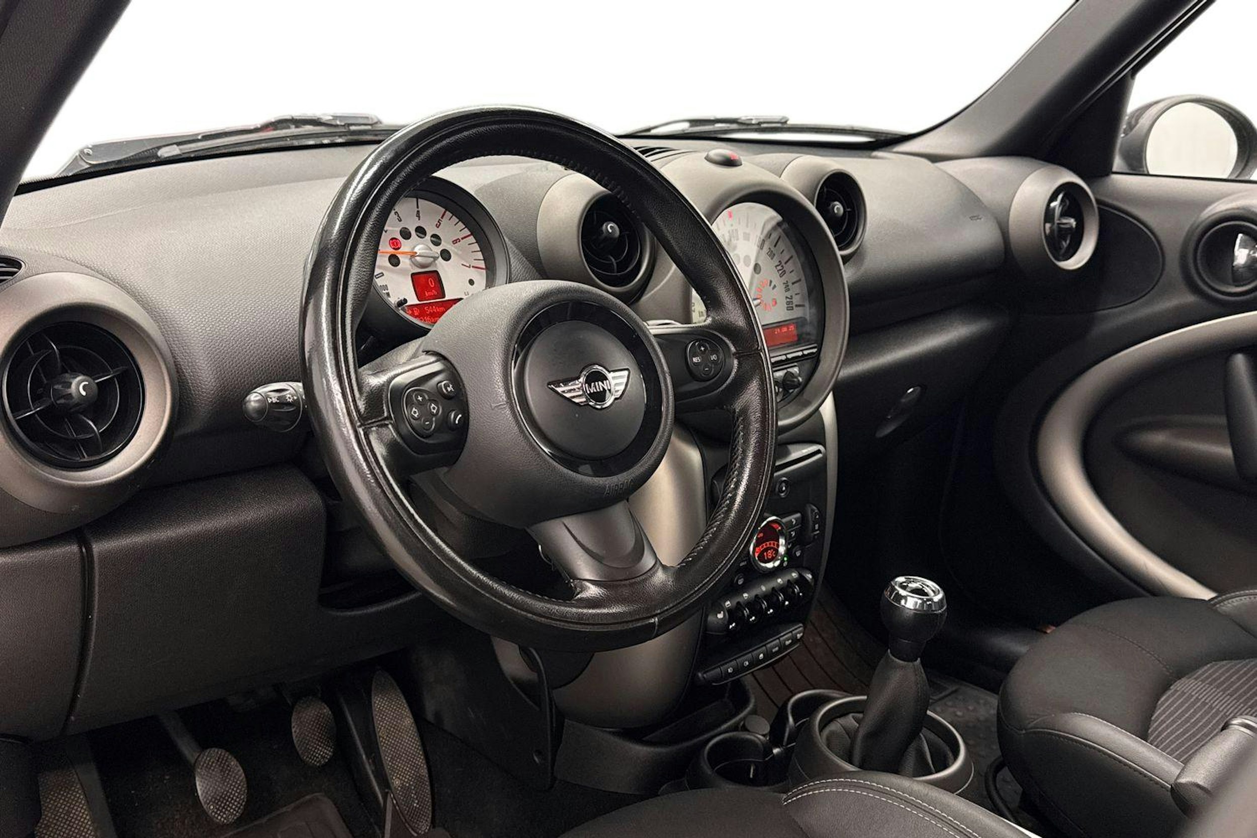 Vihreä Mini Cooper D 2011 kuva 6.