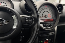 Vihreä Mini Cooper D 2011 kuva 12.