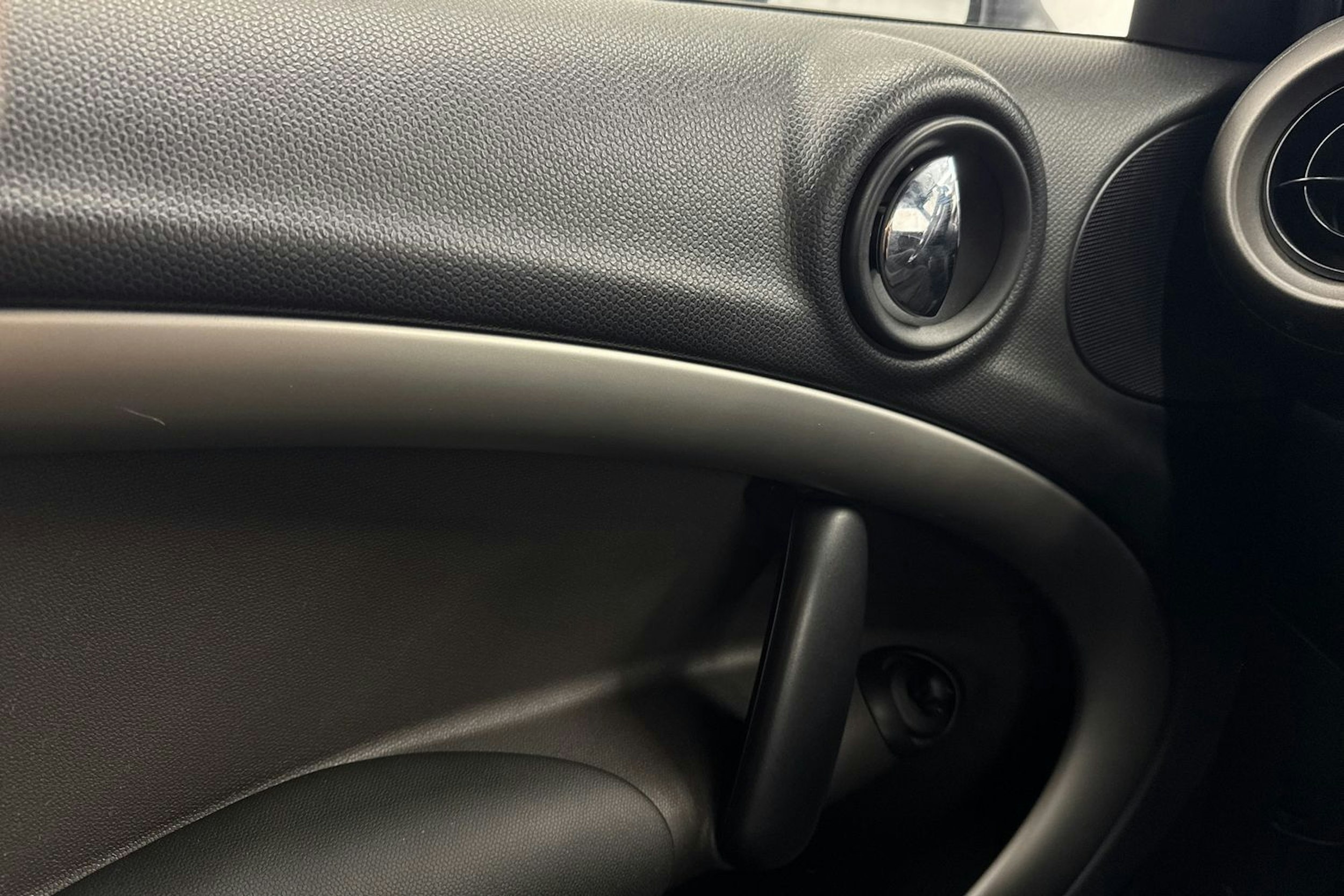 Vihreä Mini Cooper D 2011 kuva 15.
