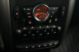 Vihreä Mini Cooper D 2011 kuva 17.