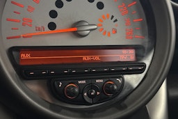 Vihreä Mini Cooper D 2011 kuva 22.