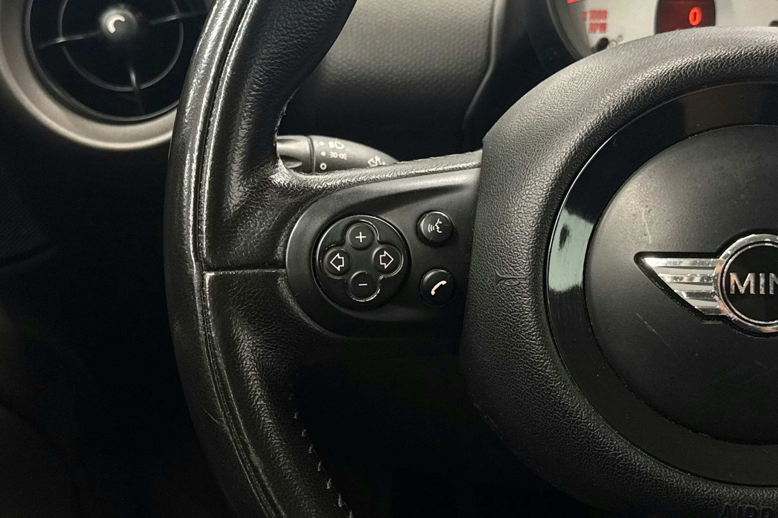 Sininen Mini Cooper D 2011 kuva 15.