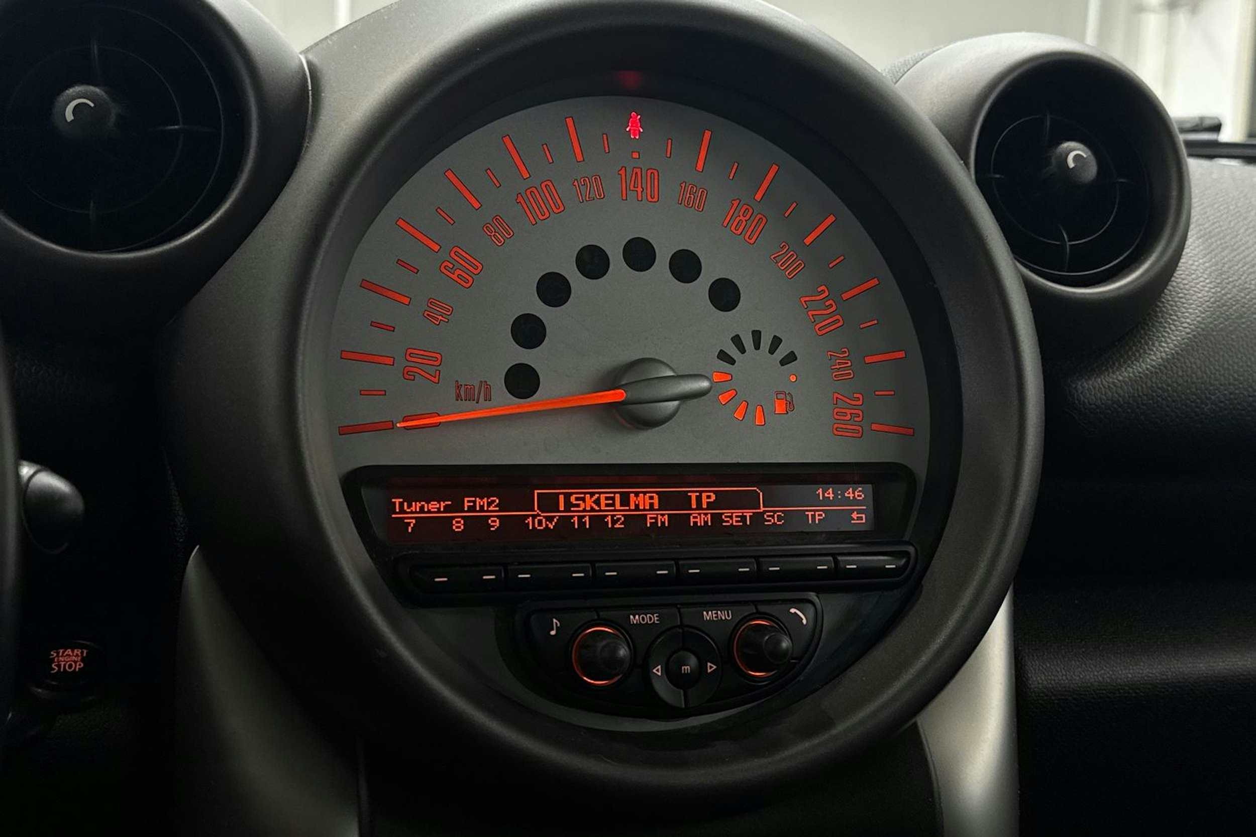 Sininen Mini Cooper D 2011 kuva 23.