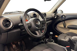 musta Mini Cooper D 2011 kuva 6.